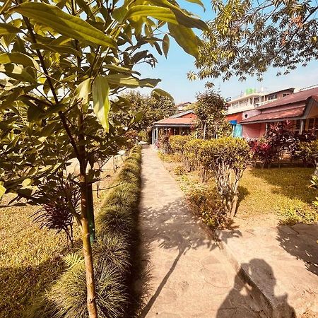 Paradise Mount Resort ポカラ エクステリア 写真