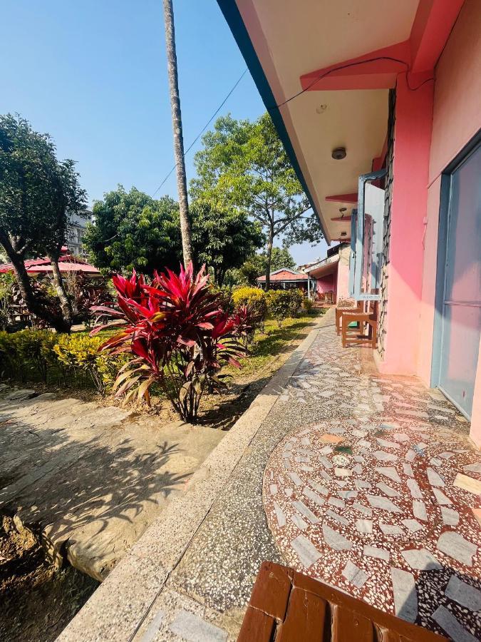 Paradise Mount Resort ポカラ エクステリア 写真