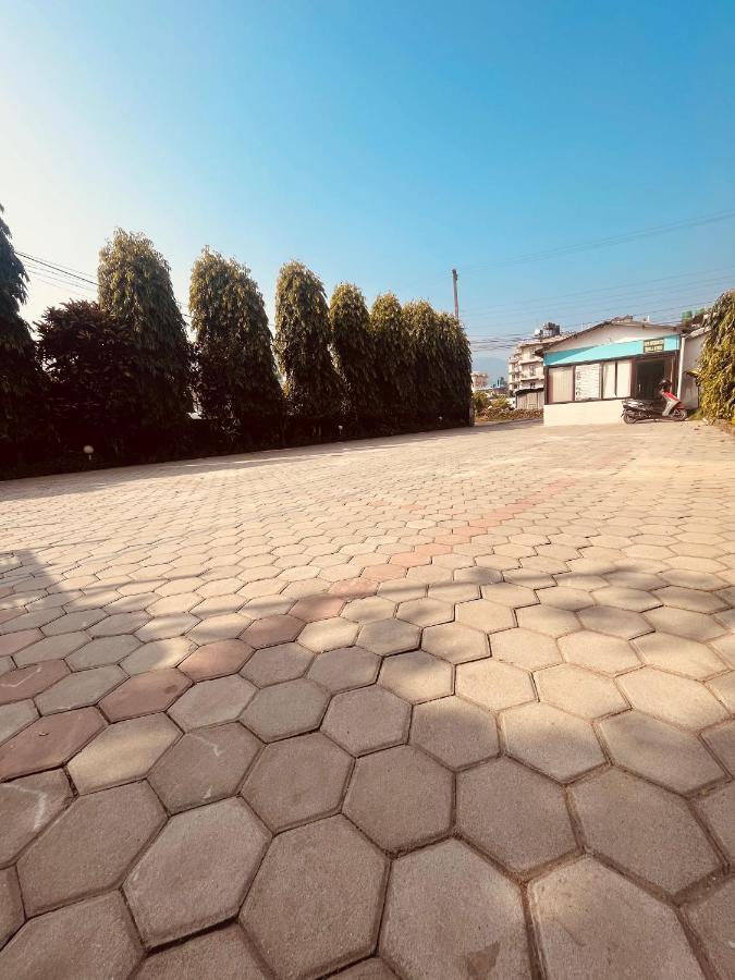 Paradise Mount Resort ポカラ エクステリア 写真